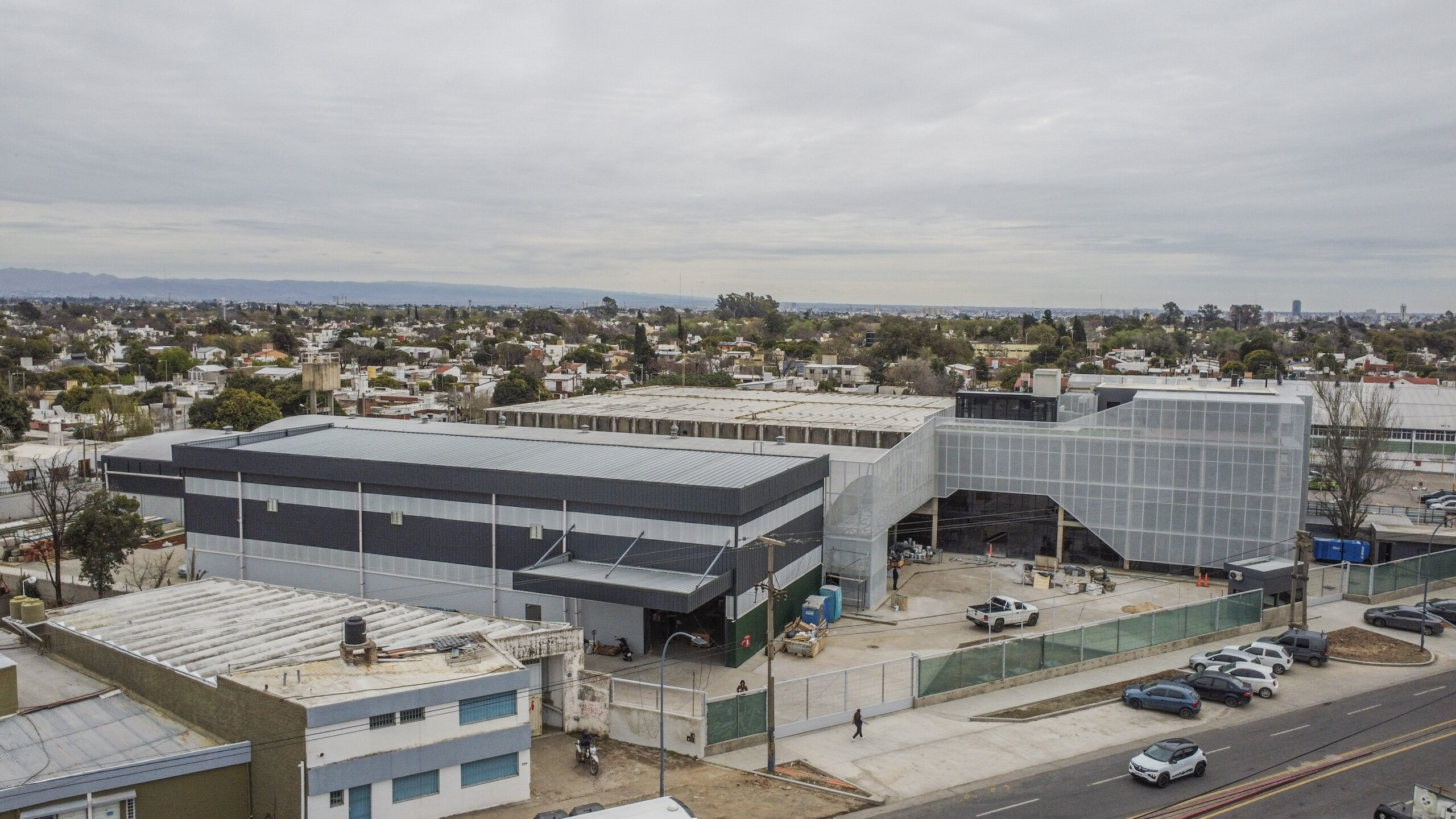 Edificio Autocor Oficinas y Almacenamiento Anexo